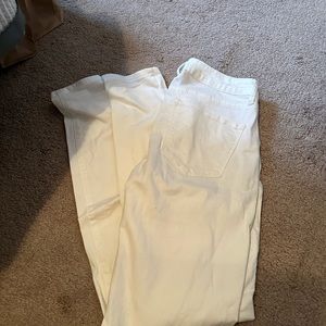 White skinny jeans